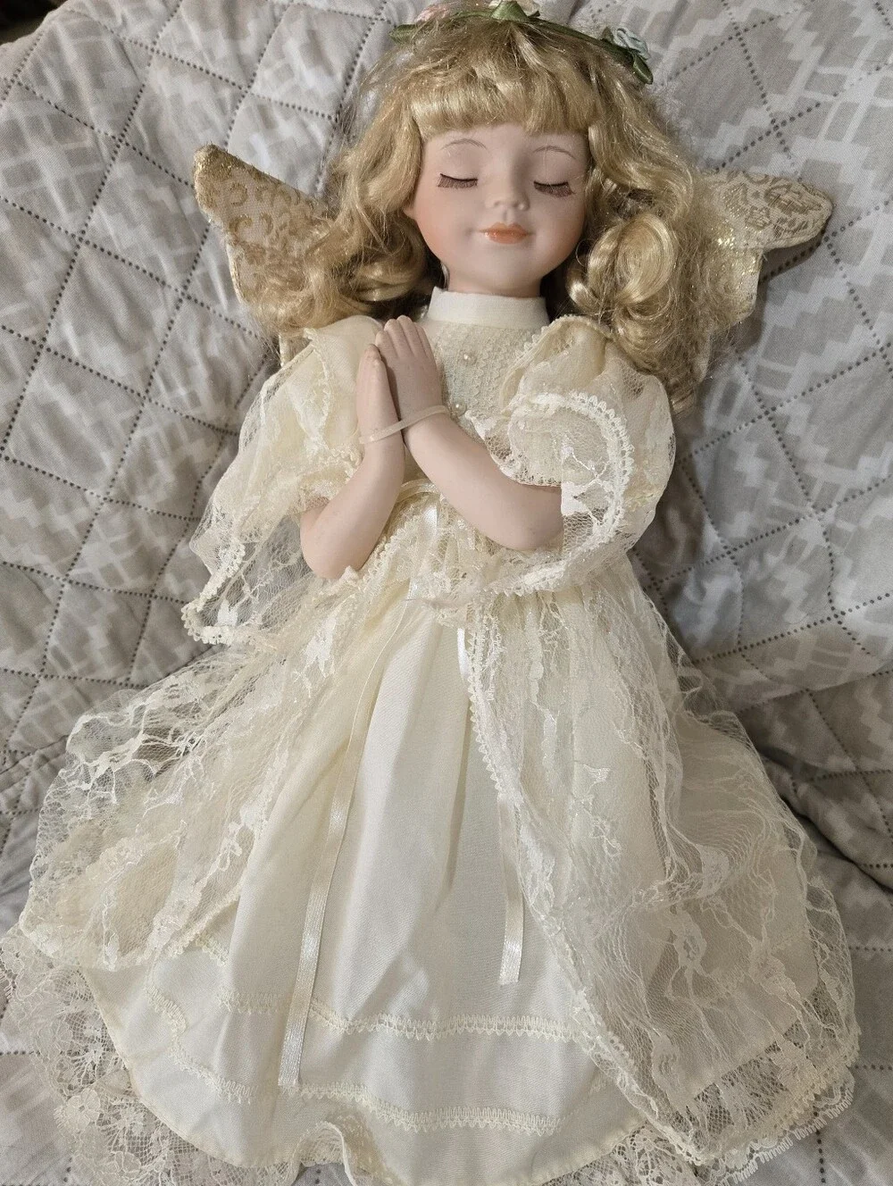 Vtg Prayer Angel Porcelain Doll 